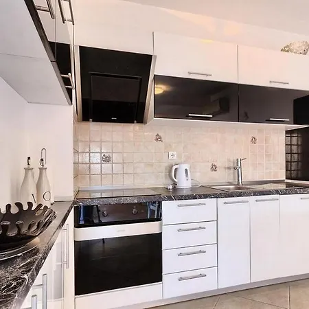 Apartment With A Swimming Pool Okrug Gornji, Ciovo - 22587 *