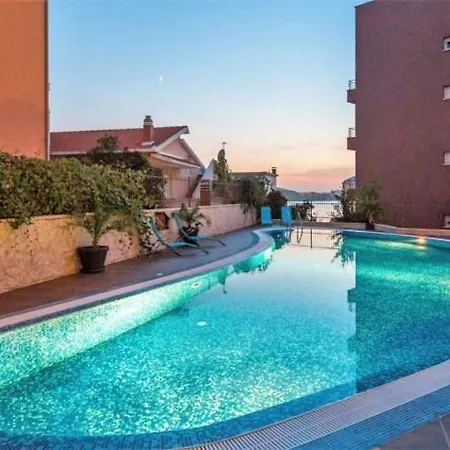 Apartmán Family-friendly With Swimming Pool Okrug Gornji, Ciovo - 22587 Trogir